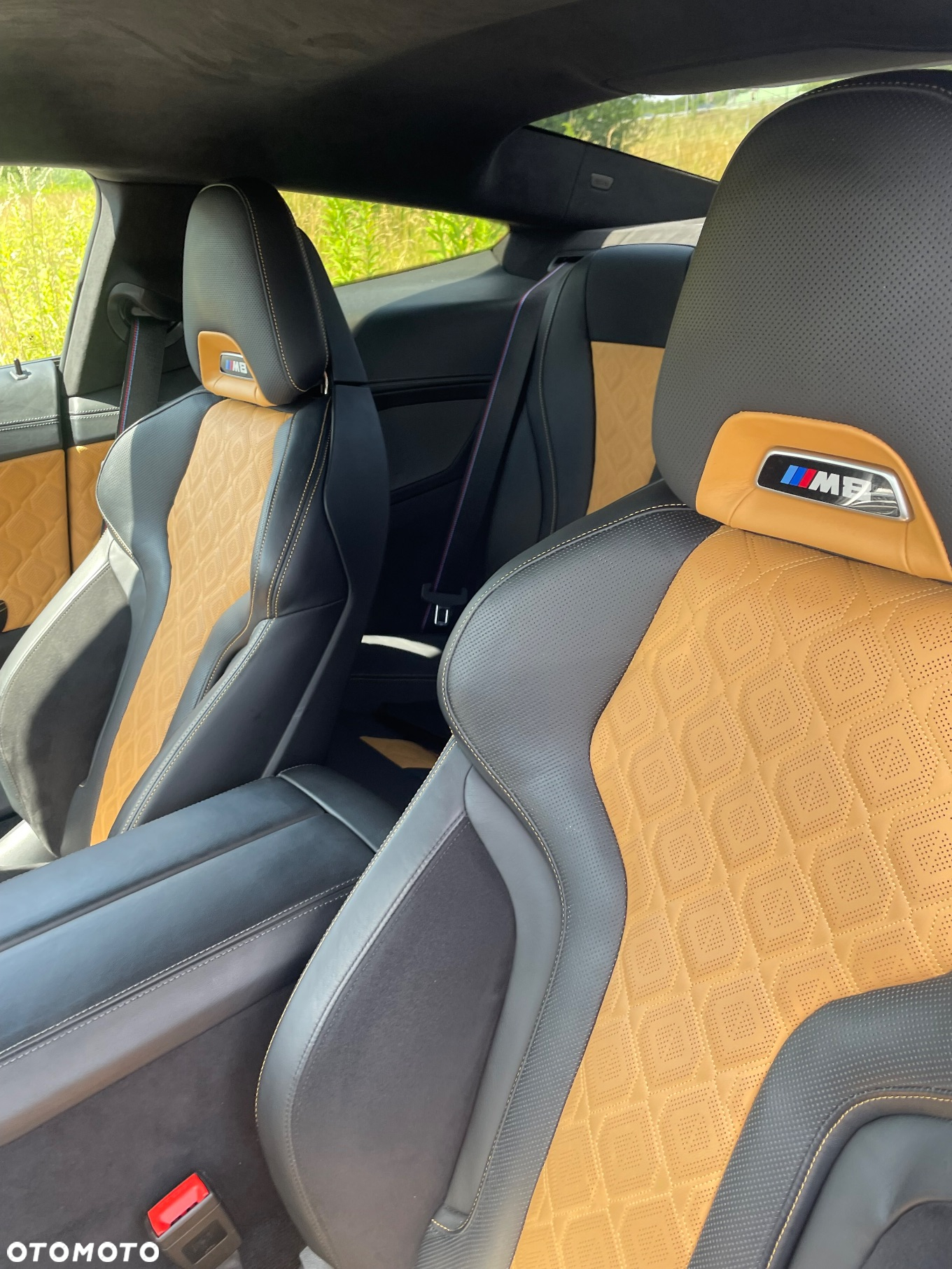 BMW M8 Competition - 12