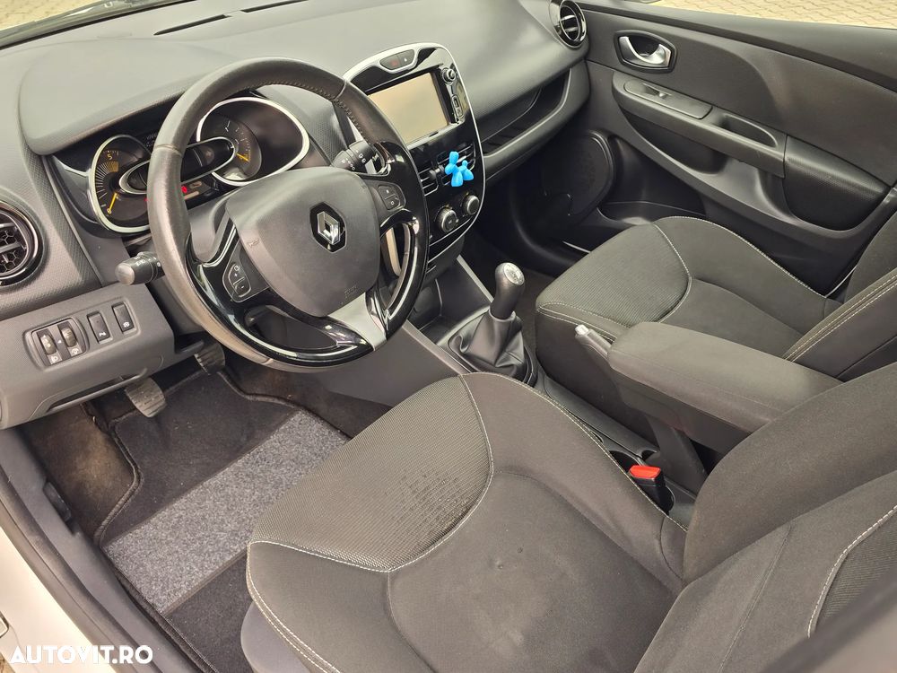 Renault Clio - 7