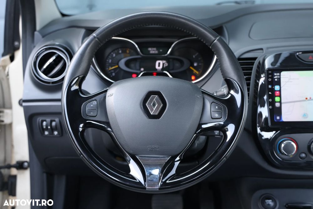 Renault Captur dCi 90 EDC Helly Hansen - 19
