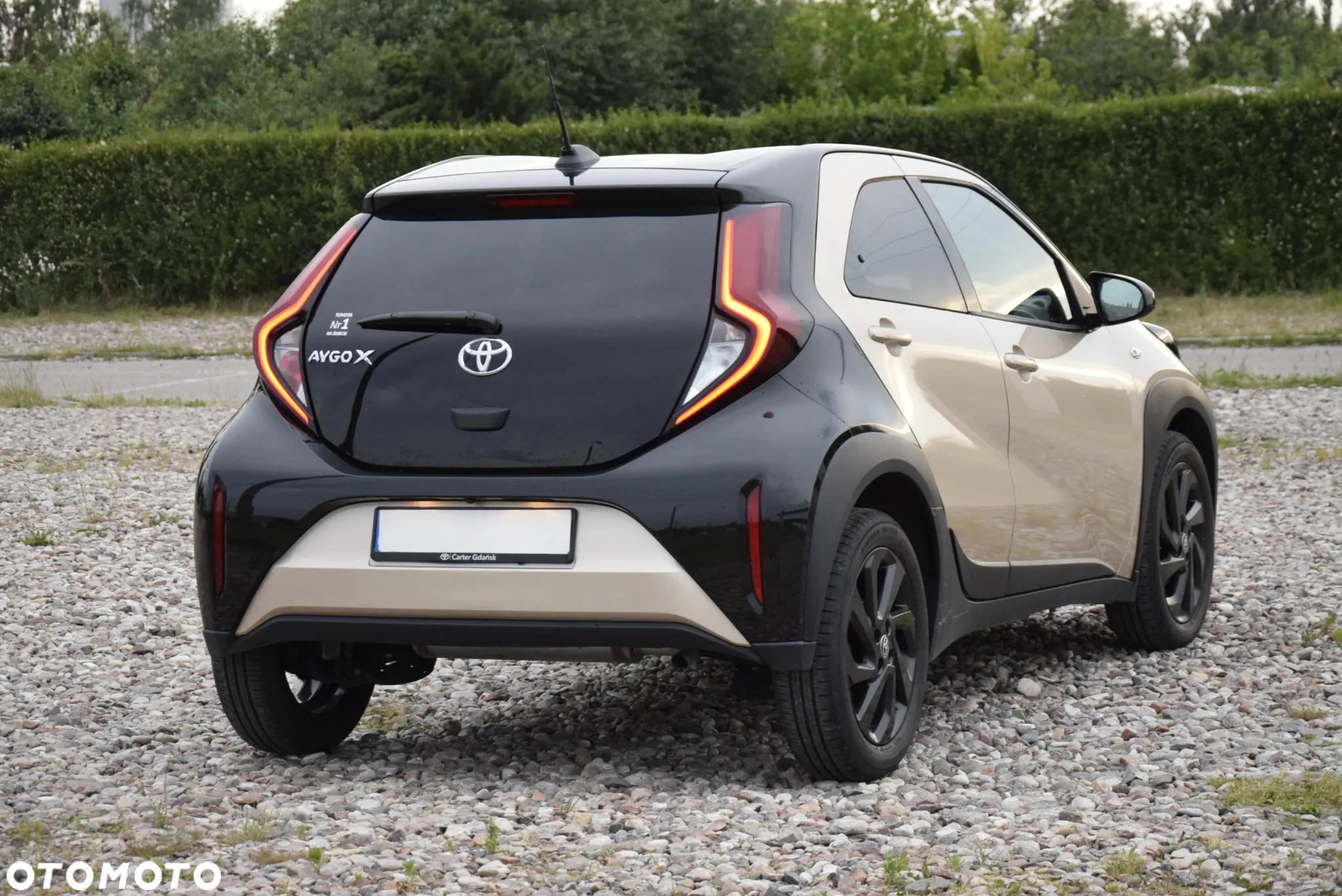 Toyota Aygo X 1.0 VVT-i X-play X-shift - 27