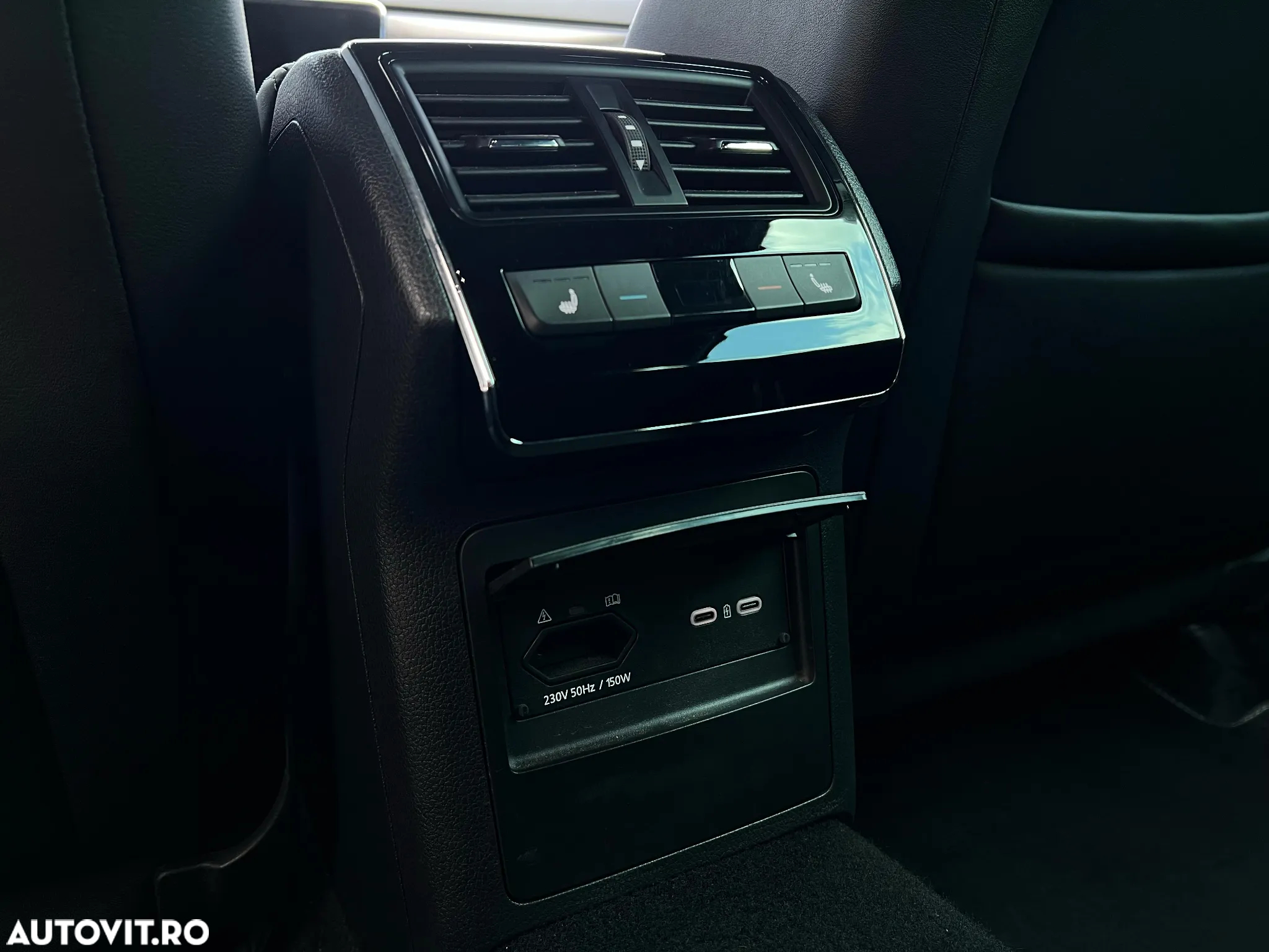 Skoda Superb Combi 1.4 TSI iV DSG Sportline - 34