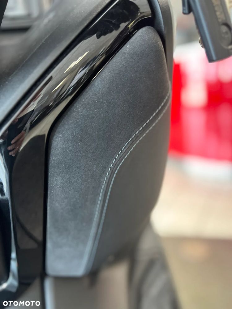 Yamaha X-max - 21