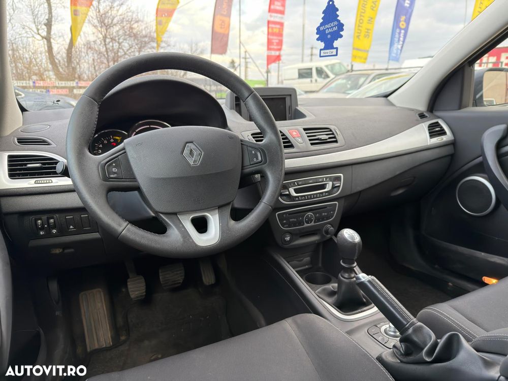 Renault Megane 1.6 16V 110 Dynamique - 7