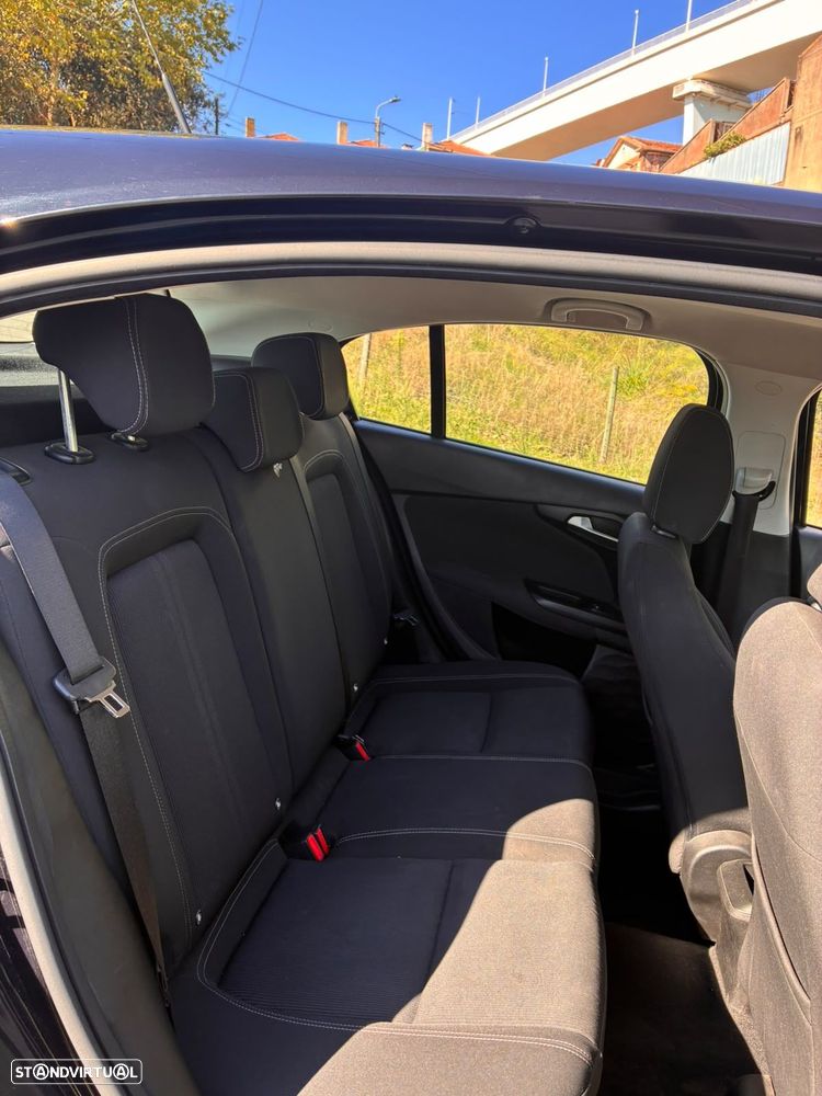 Fiat Tipo 1.3 M-Jet Lounge - 2