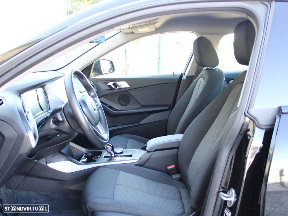 BMW 216 Gran Coupé d Advantage - 25