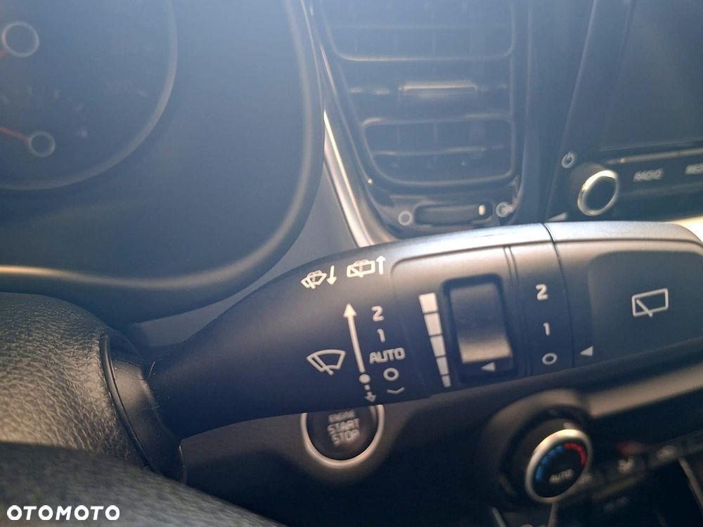Kia Stonic 1.0 T-GDI L Business Line - 20