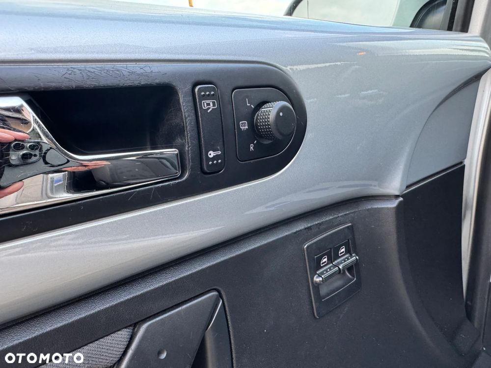 Volkswagen New Beetle 1.6 Arte - 25