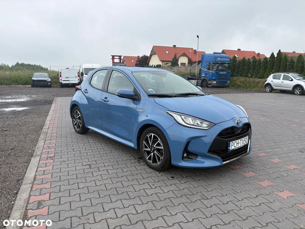 Toyota Yaris - 1