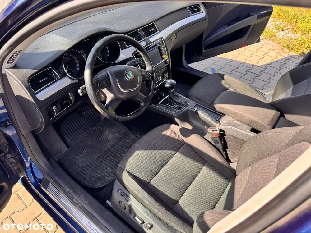 Skoda Superb 2.0 TDI 4x4 Comfort DSG - 25