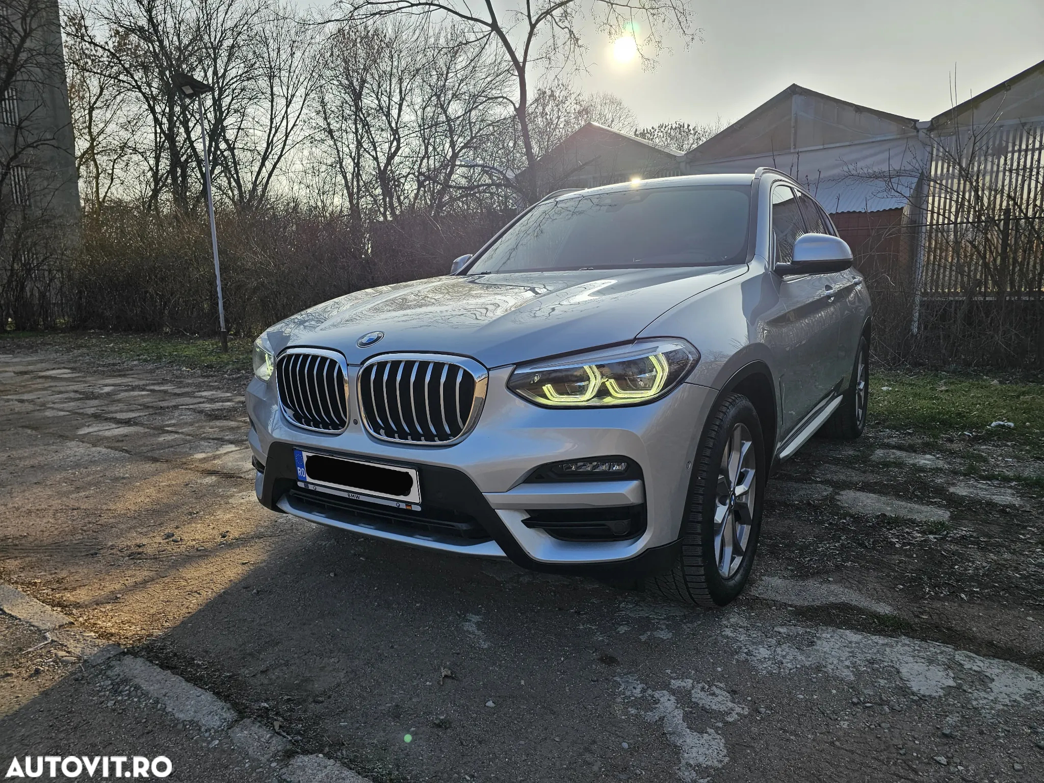 BMW X3 xDrive20d AT xLine - 3
