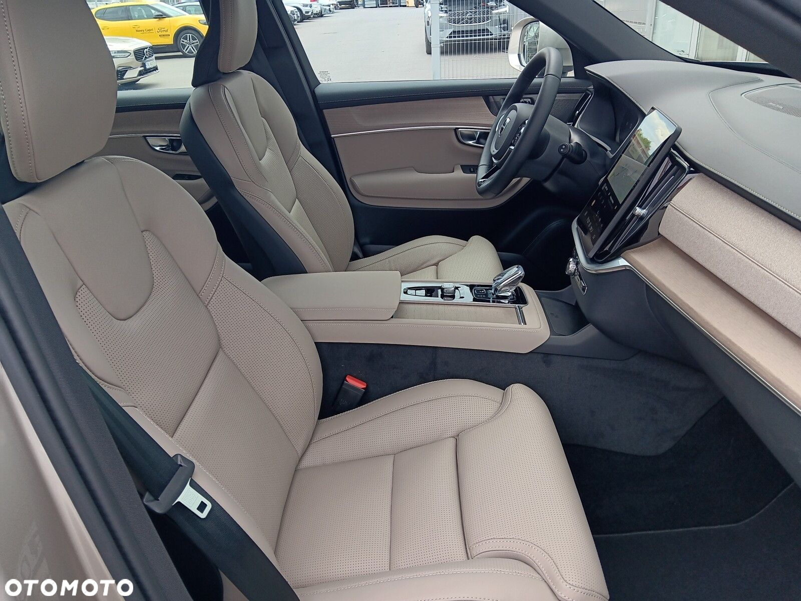 Volvo XC 90 - 21