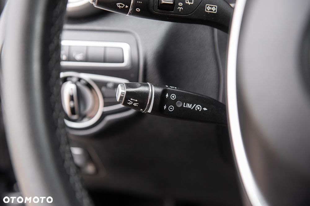 Mercedes-Benz GLC 350 e 4Matic 7G-TRONIC - 22