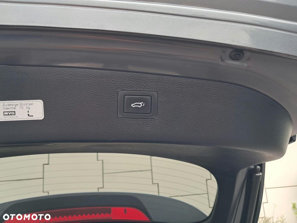 Hyundai i40 Kombi 2.0 Premium - 18
