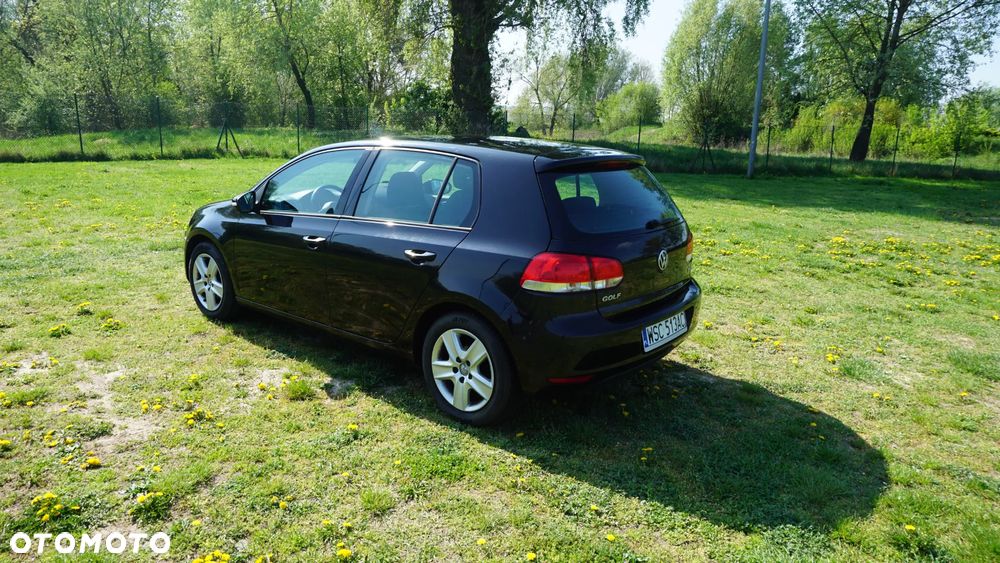 Volkswagen Golf - 9