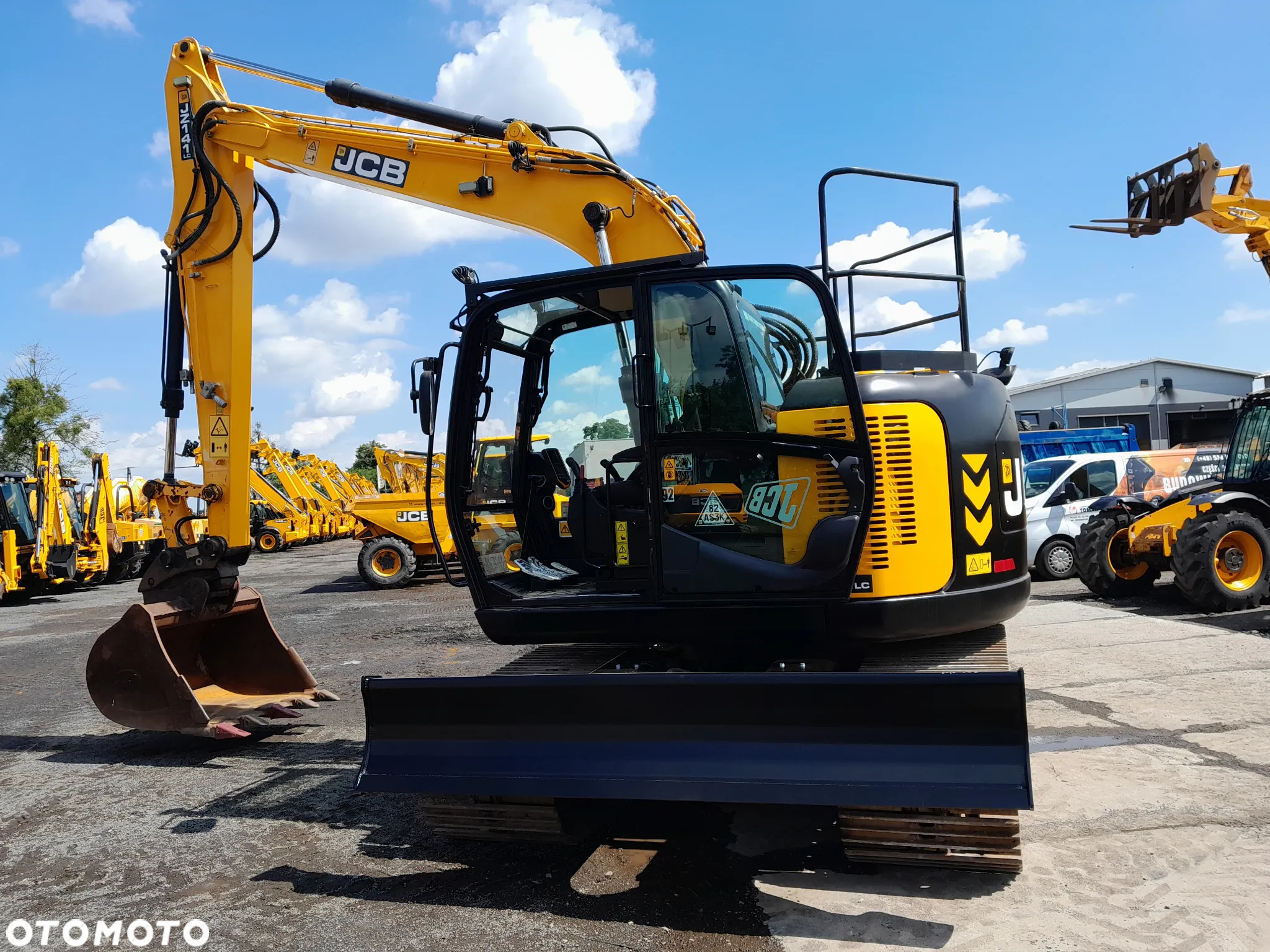 JCB JZ 141 LC - 2