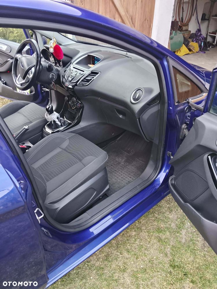 Ford Fiesta - 7