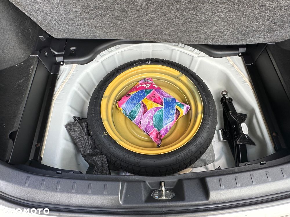 Mitsubishi Lancer 1.8 DID Instyle NAVI - 31