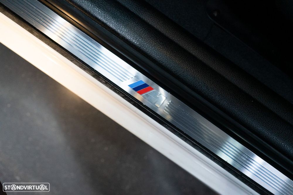 BMW 116 d Pack M Auto - 24