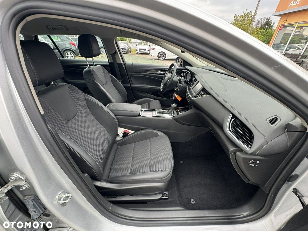 Opel Insignia - 23