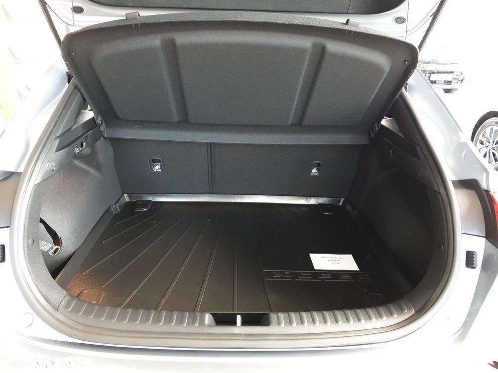 Kia XCeed 1.6 T-GDI M DCT - 16