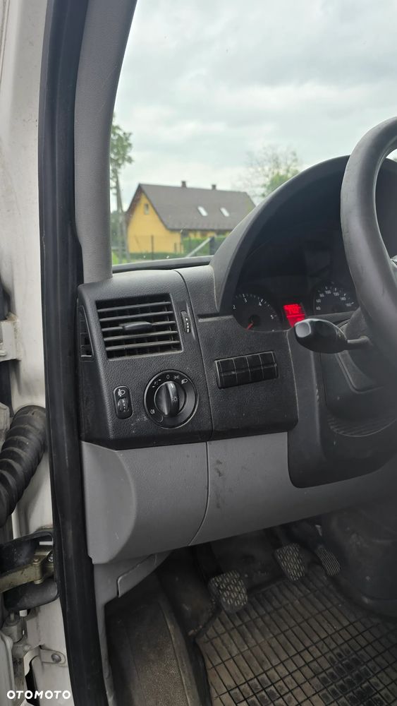 Volkswagen Crafter - 11