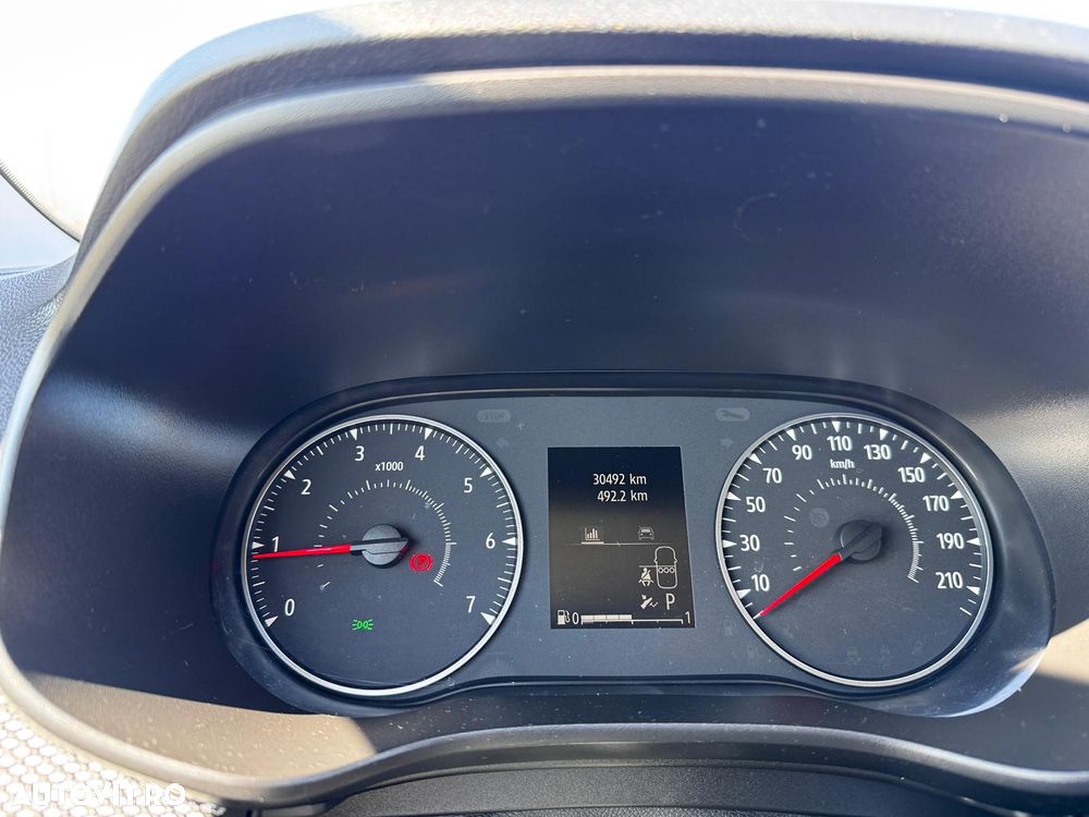 Dacia Logan TCe 90 CVT Comfort - 11