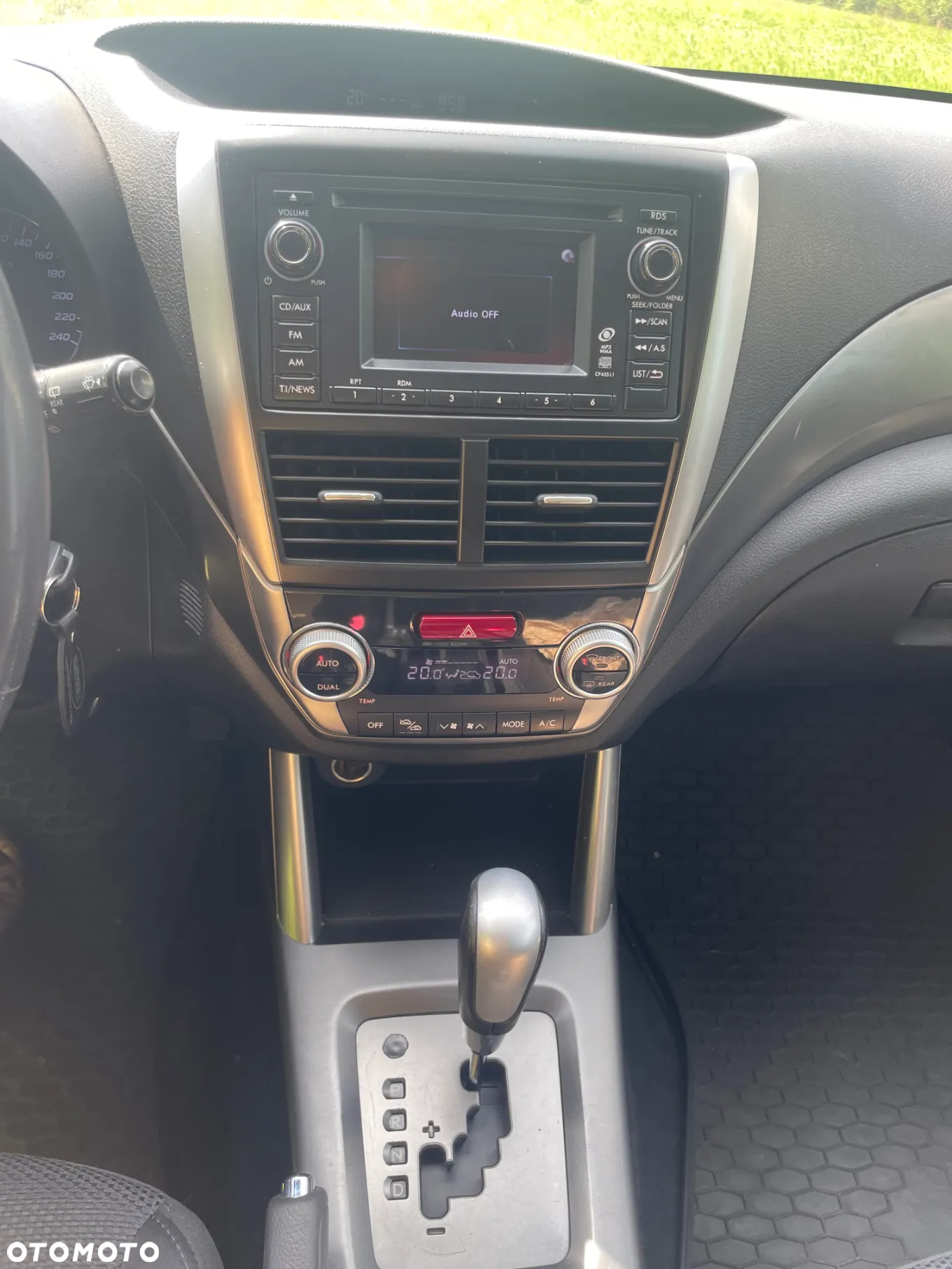 Subaru Forester 2.0i Comfort Lineartronic - 10