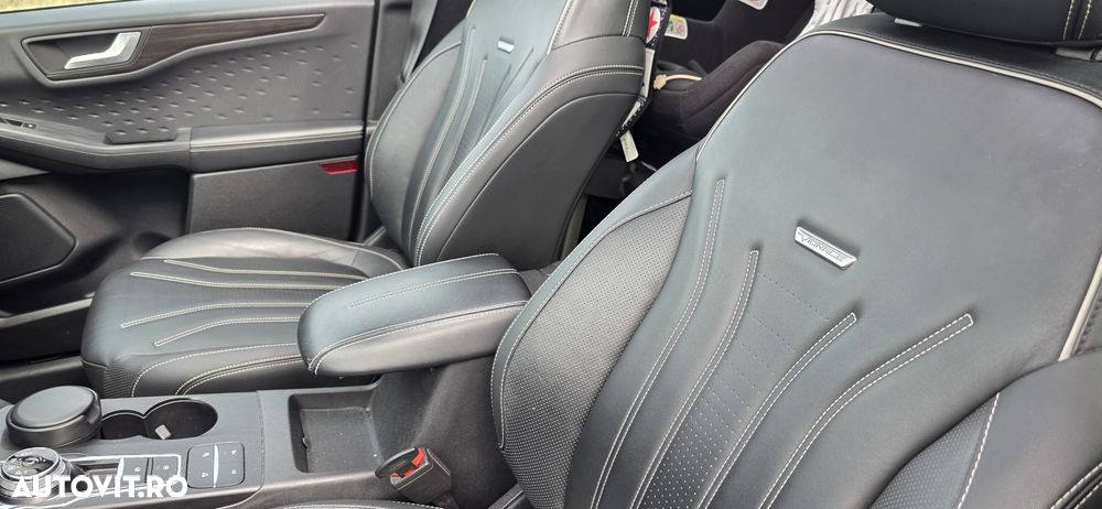Ford Kuga - 16