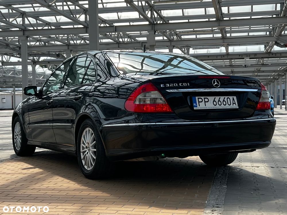 Mercedes-Benz Klasa E 320 CDI Elegance - 10