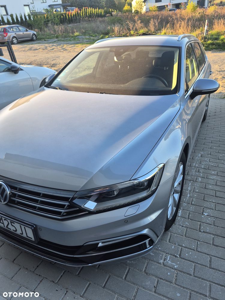 Volkswagen Passat Variant 1.8 TSI BMT Highline DSG - 11