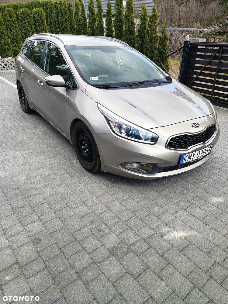 Kia Ceed - 5