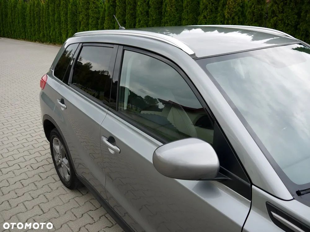 Suzuki Vitara 1.6 DDiS (4x2) Comfort - 32