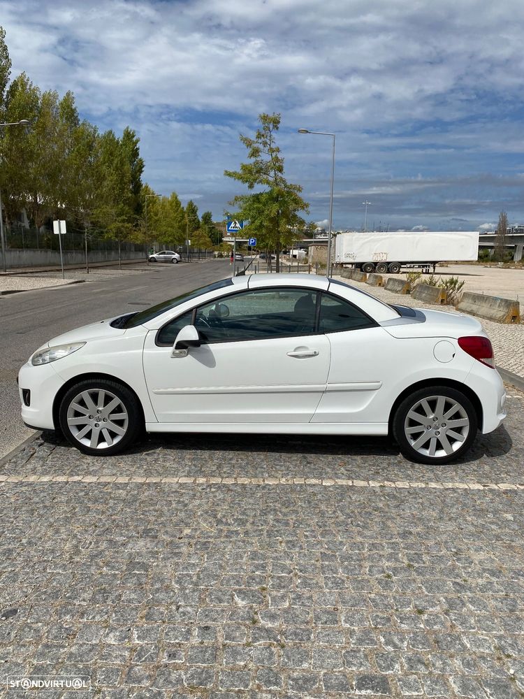 Peugeot 207 CC 1.6 HDi Allure - 7