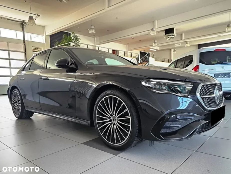 Mercedes-Benz Klasa E 220 d mHEV 4-Matic AMG 9G-Tronic - 4