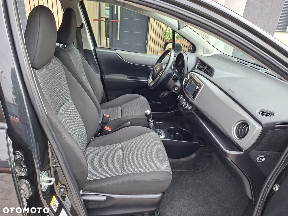 Toyota Yaris - 11