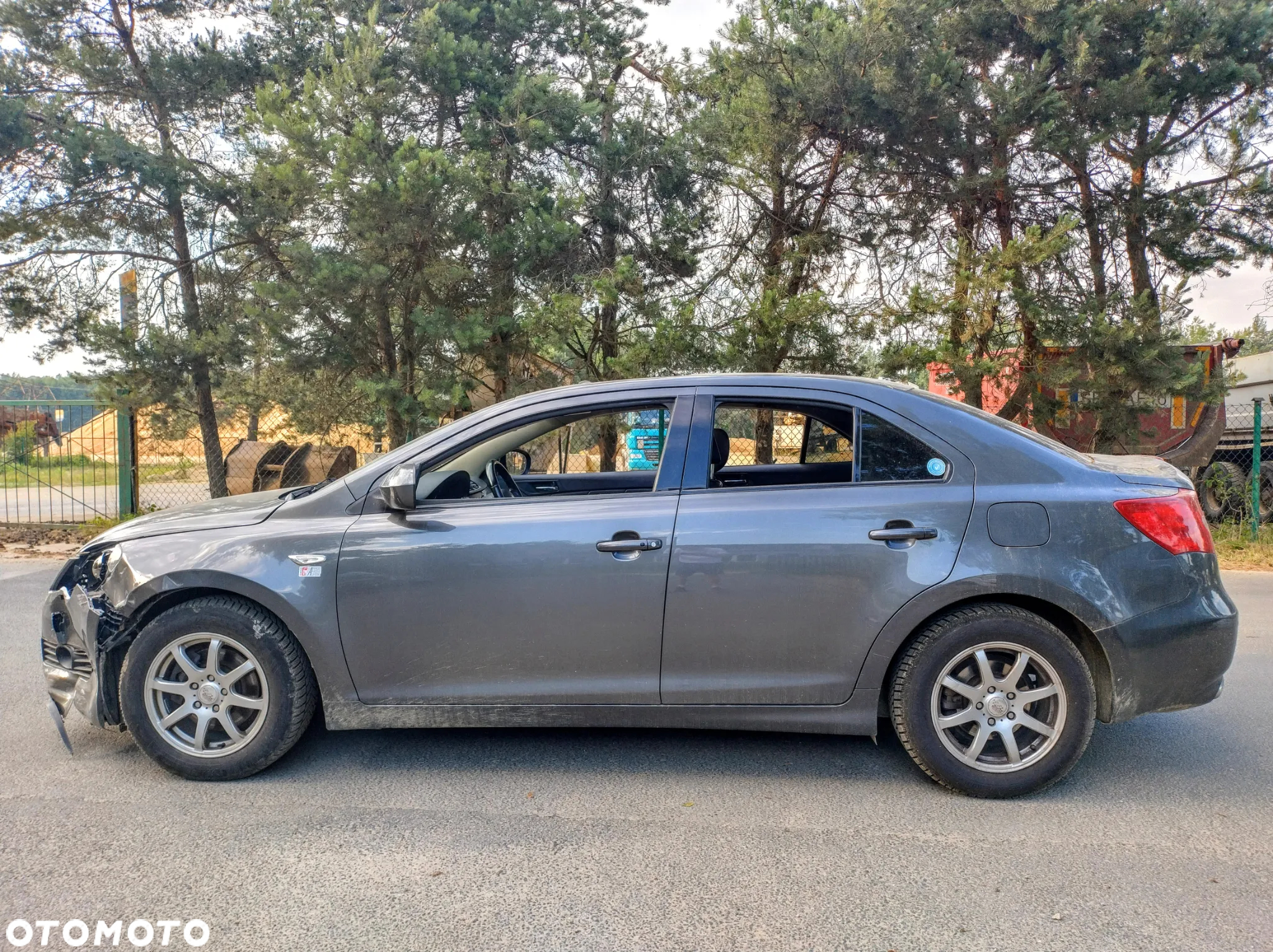 Suzuki Kizashi 2.4 Sport 4WD CVT - 12