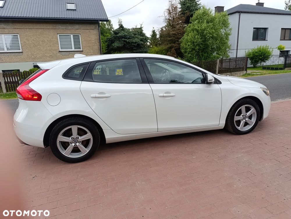 Volvo V40 D3 You - 21