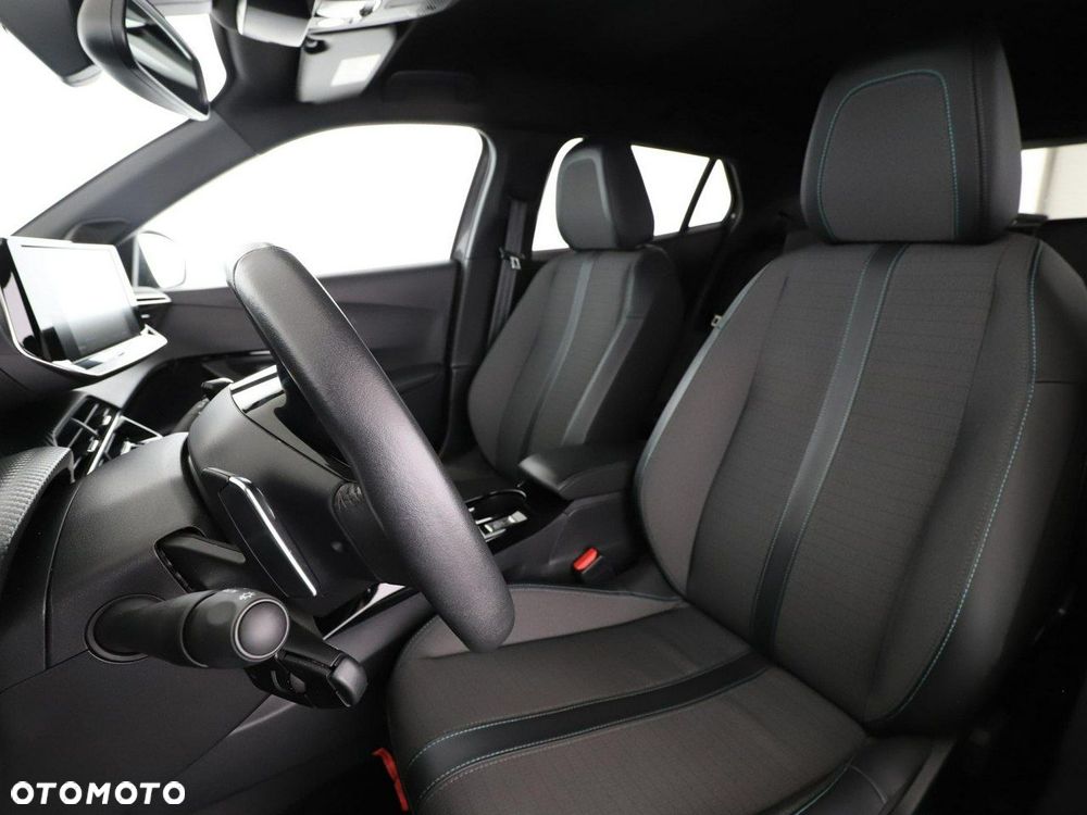 Peugeot 2008 1.5 BlueHDi Allure S&S EAT8 - 14