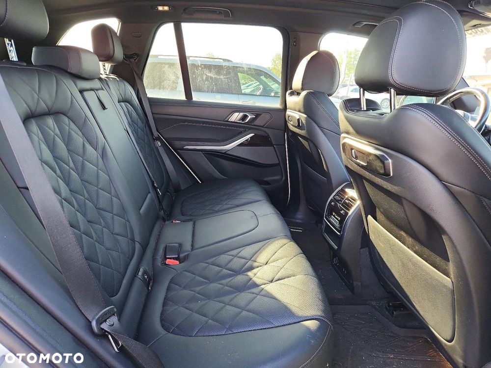 BMW X5 xDrive40i xLine - 12