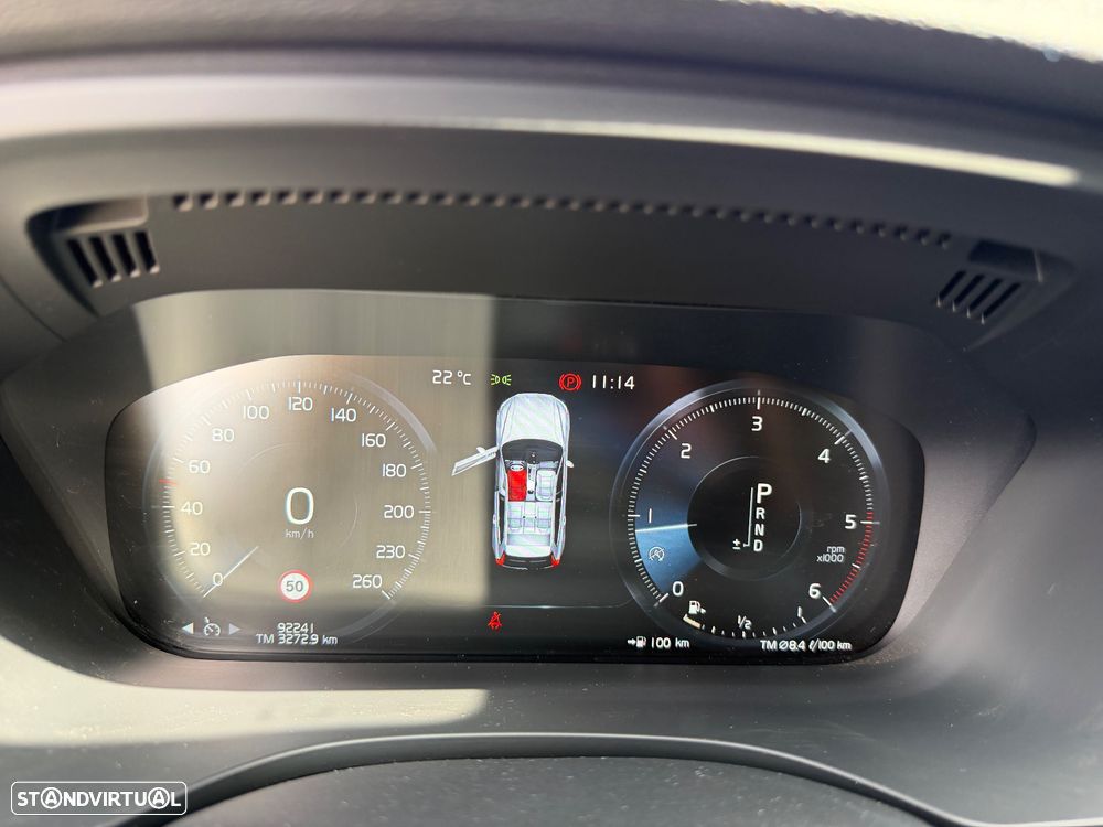 Volvo XC 60 2.0 D4 R-Design AWD Cluster C Geartronic - 13