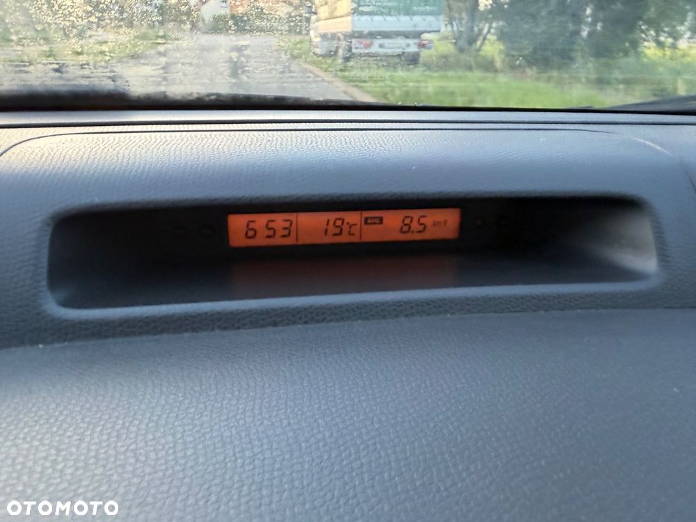 Suzuki Swift - 35