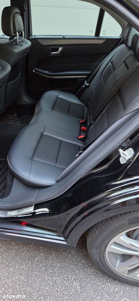 Mercedes-Benz Klasa E 350 CDI BlueEff Avantgarde - 19