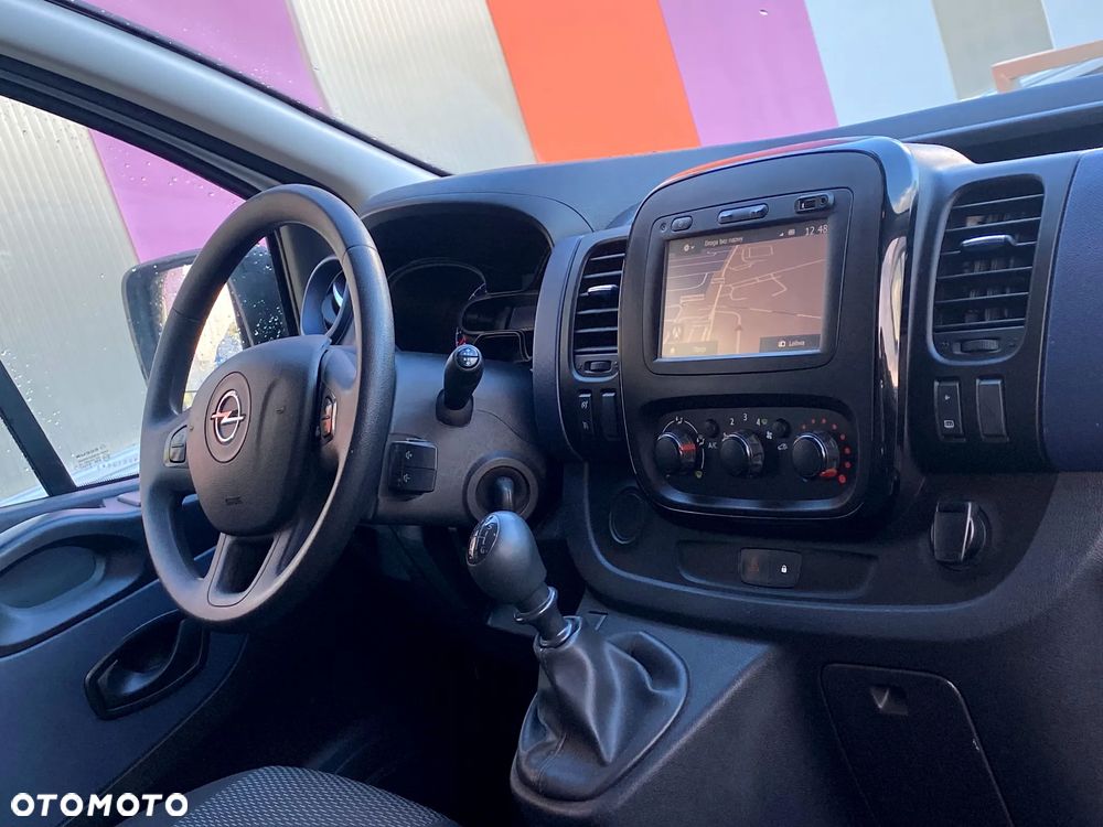 Opel VIVARO - 9