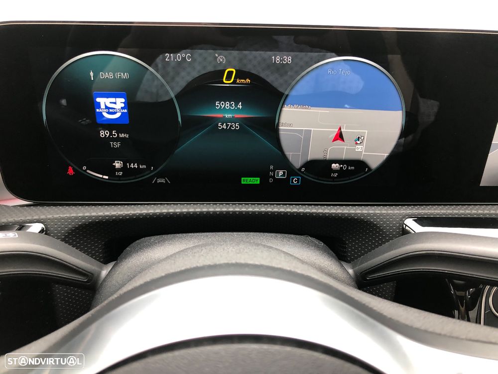 Mercedes-Benz A 250 e AMG Line - 25