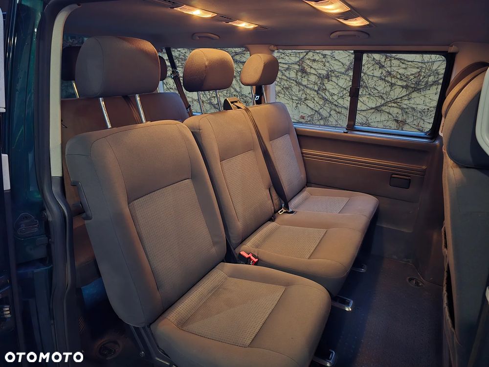 Volkswagen Transporter Caravelle Kurz Autm DPF Comfortline - 28