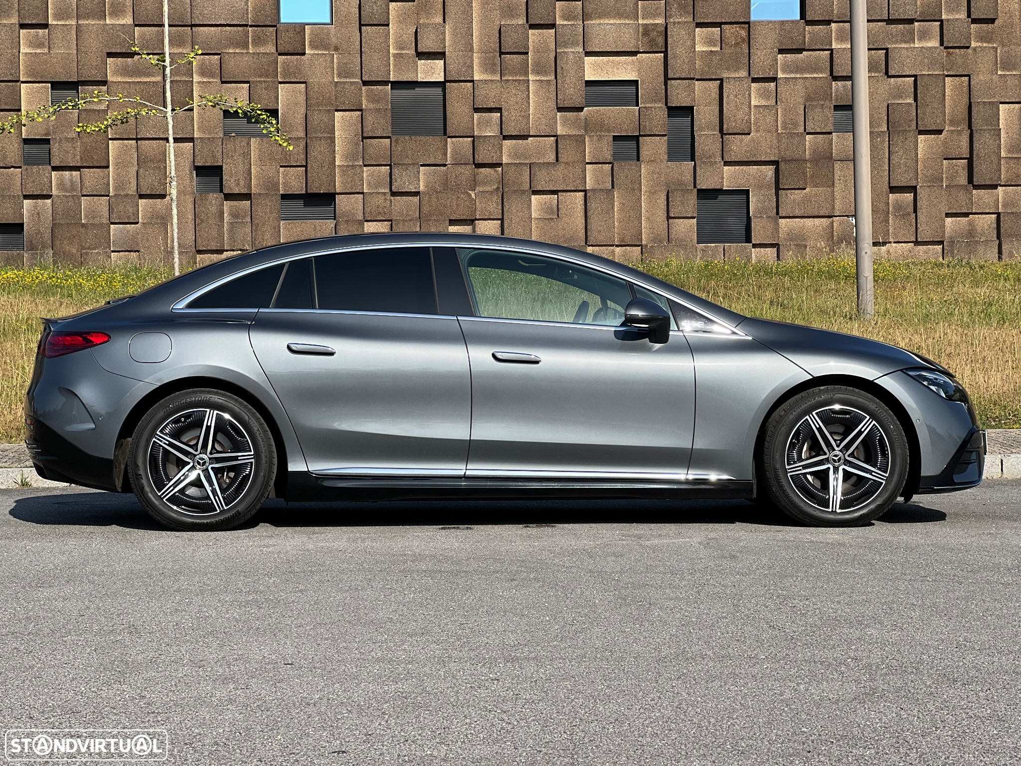 Mercedes-Benz EQE - 4