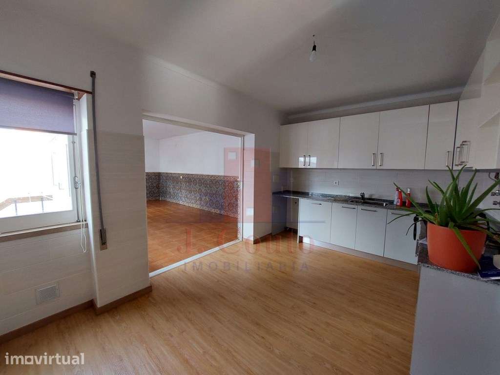 Apartamento T3 centro de Caldas da Rainha - Grande imagem: 3/23
