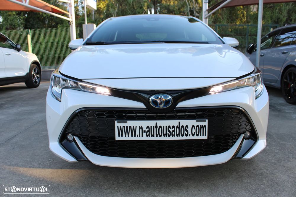 Toyota Corolla 1.8 Hybrid Exclusive - 4