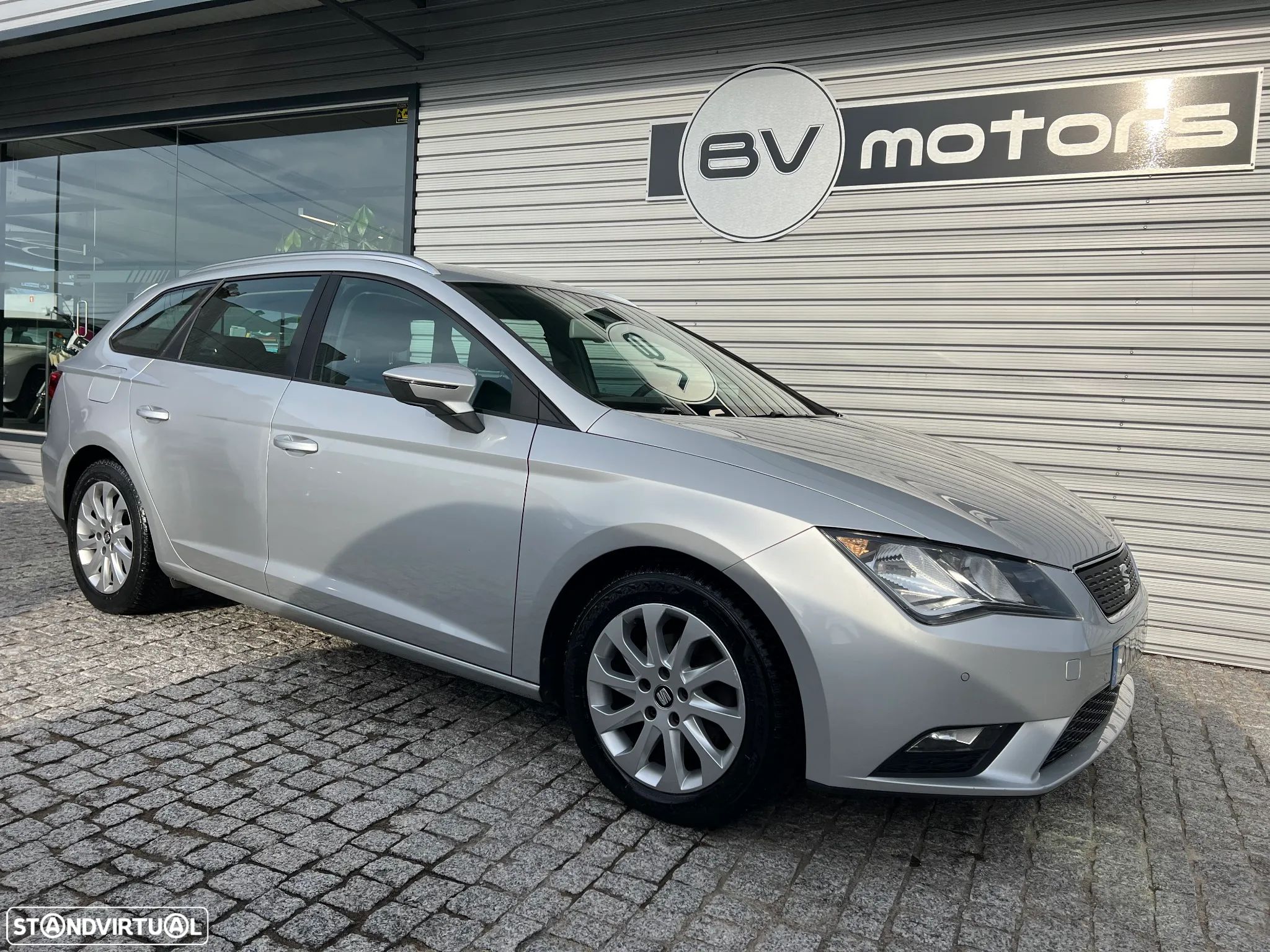 SEAT Leon ST 1.6 TDI Style Ecomotive - 1