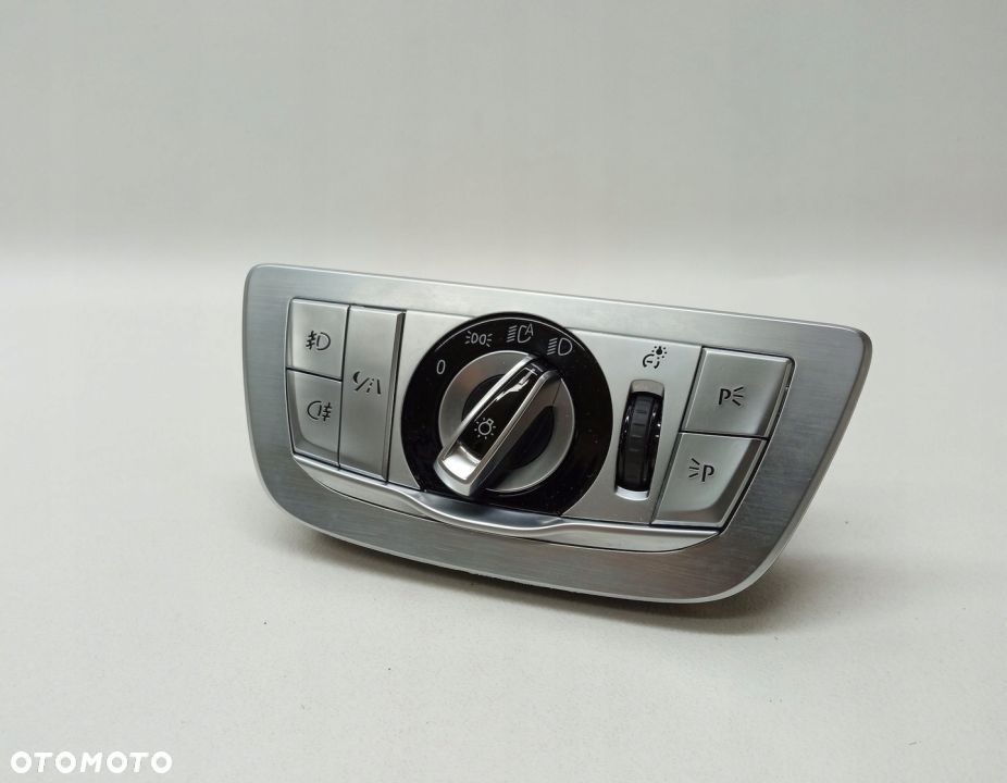 WŁĄCZNIK ŚWIATEŁ BMW SERIA 7 G11 G12 6841895 - 1